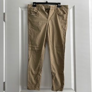 Khaki American Eagle Jegging